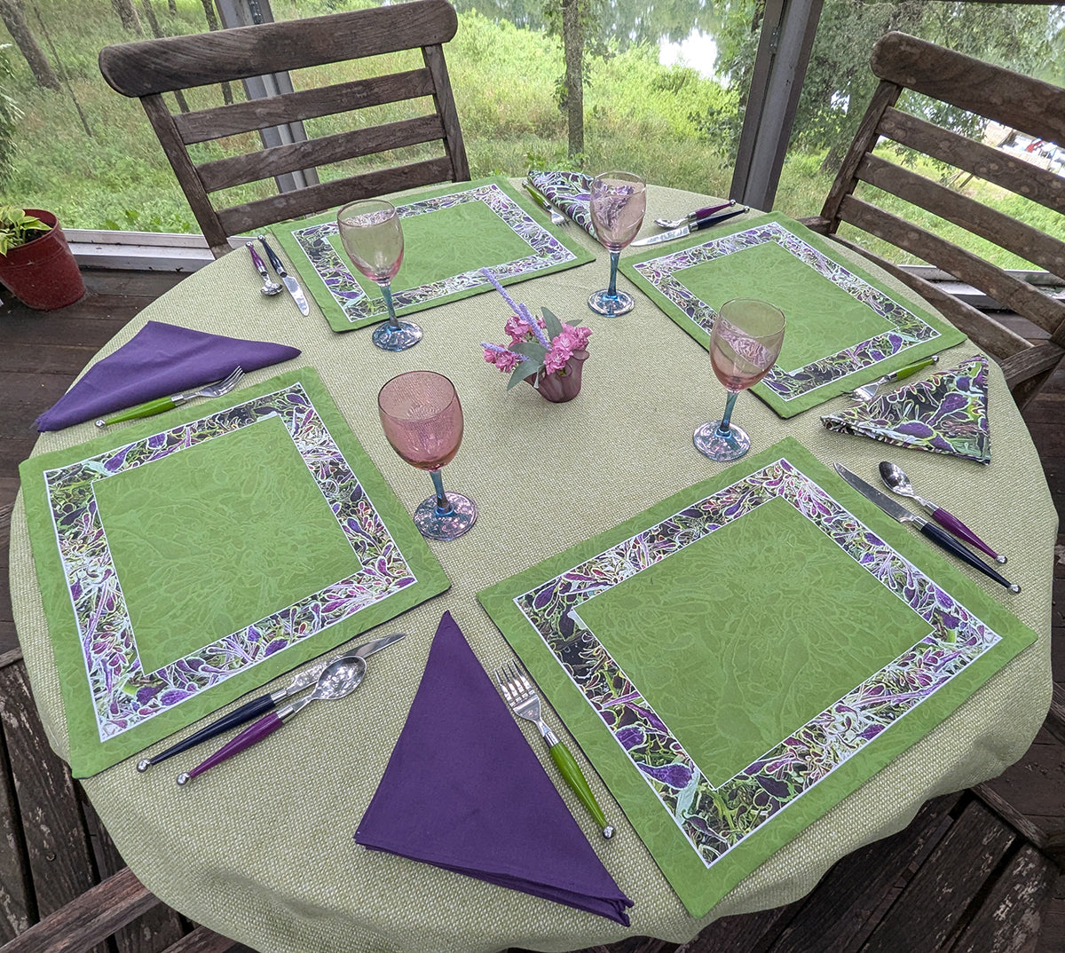 Confetti Frame Green Placemat (Sold Individually)