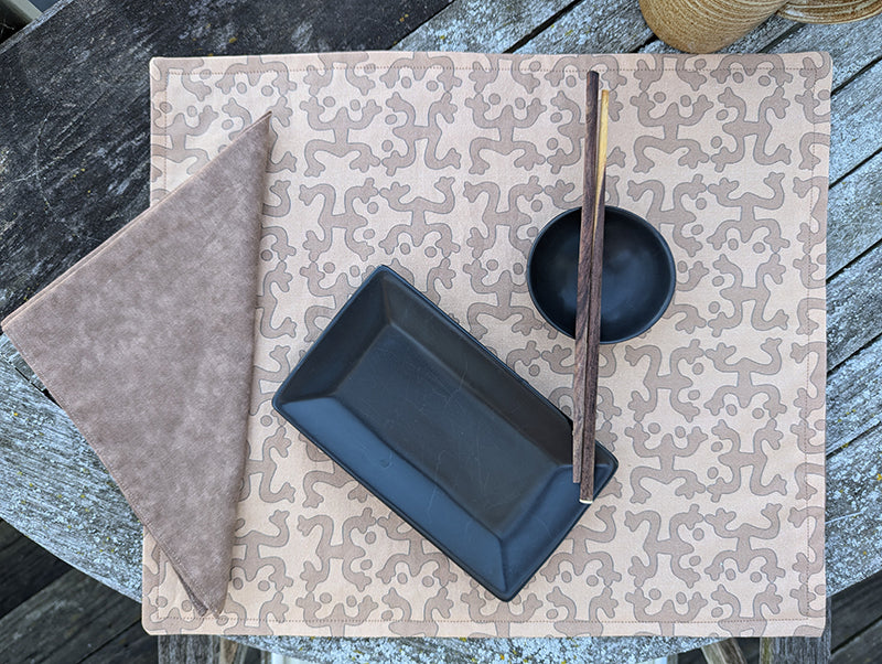 Light Brown Frogs (outlined in black) Place Mats (sold Individually)