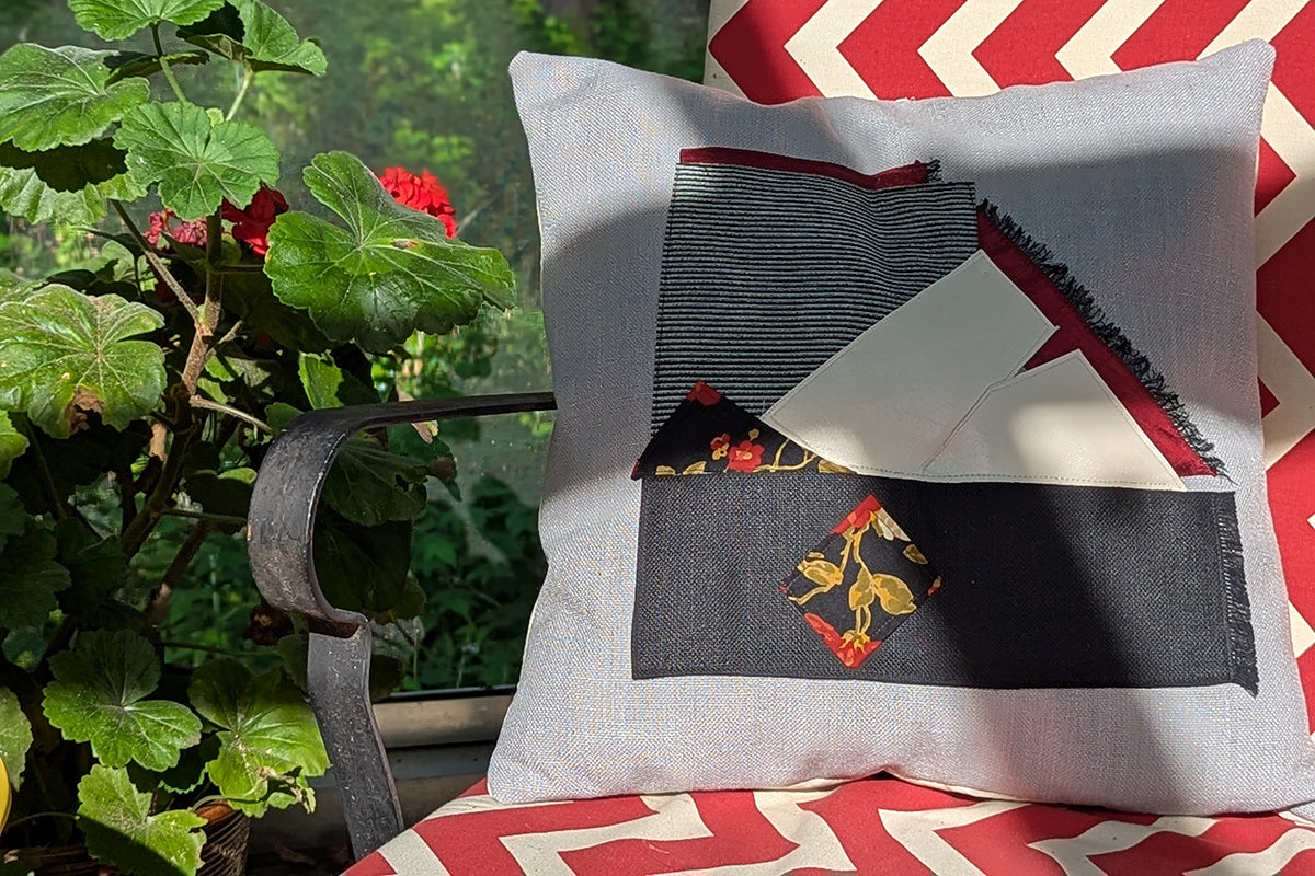 17"x 17" Sisters Pillows