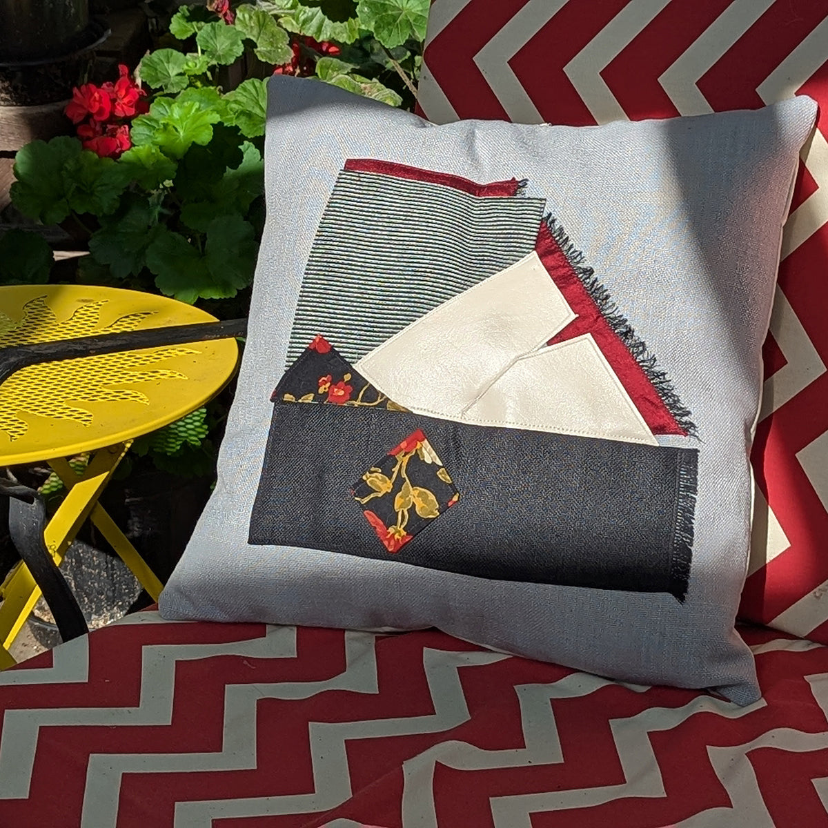 17"x 17" Sisters Pillows