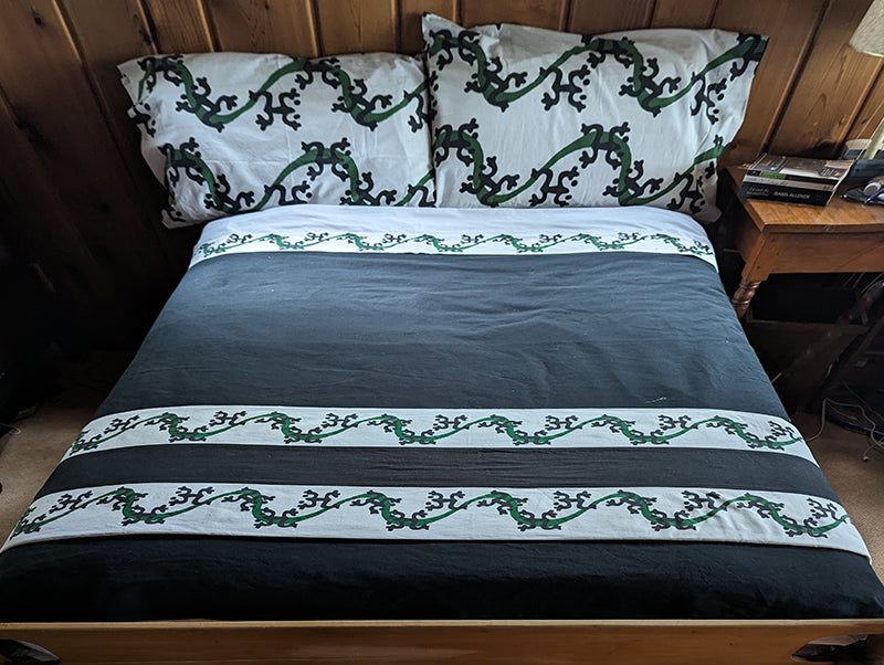 Taino Coqui & Green Ribbon Set