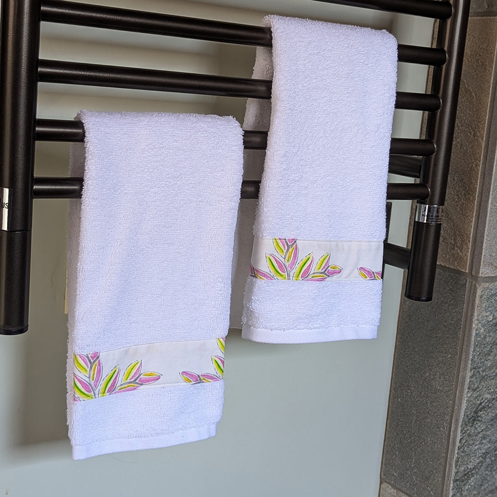 Pink & Yellow Border Hand Towels (Set of 2)