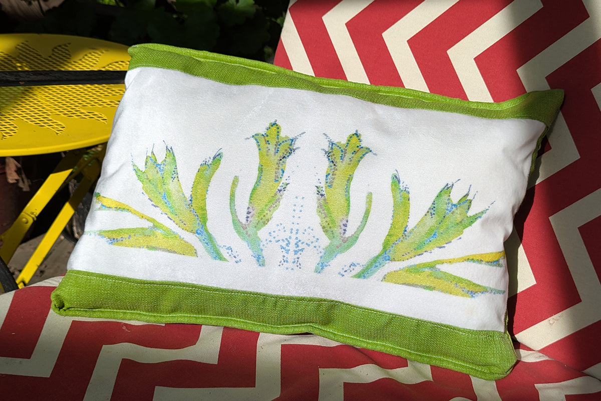 17"x 12" Lilies Pillow