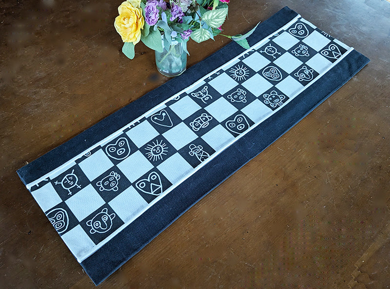 Taino Grid Table Runner