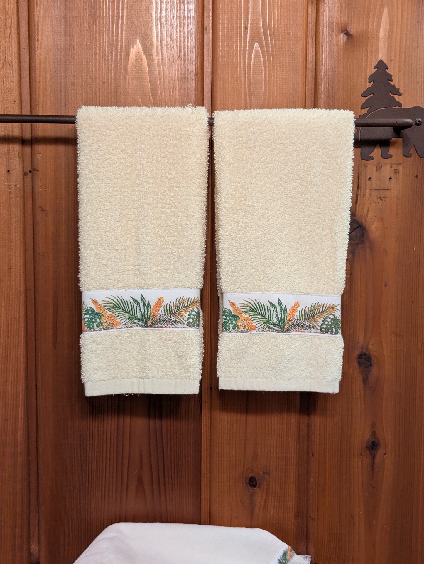 Tropical Plants Border Hand Towels