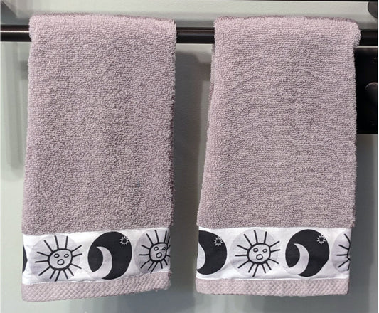 Zodiak Hand Towels (Set of 2)